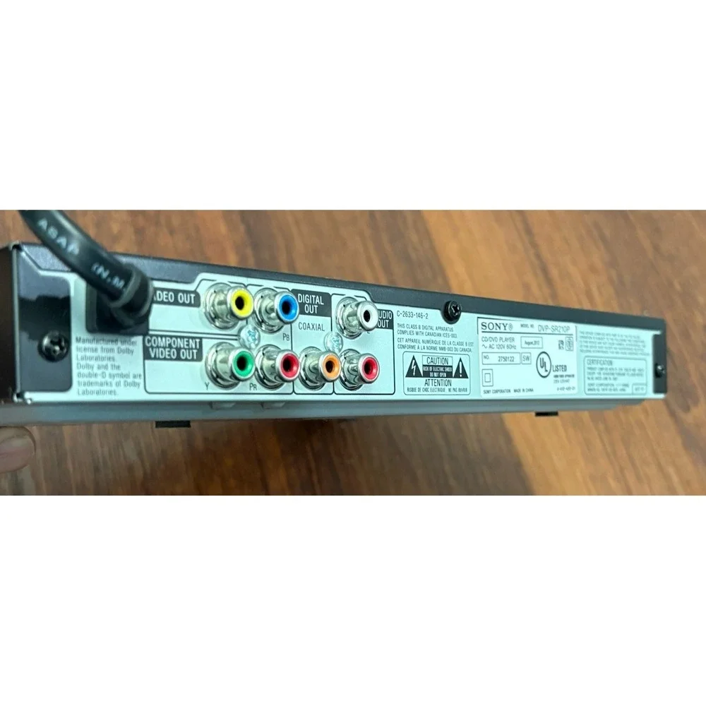 Sony DVP-SR210P DVD Player with Progressive Scan NO REMOTE TESTED AND‎ WORKING